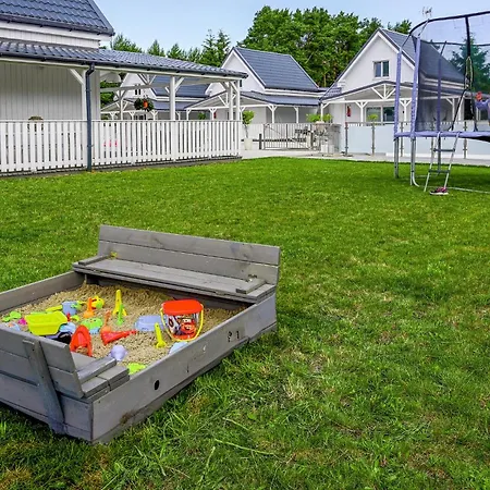 Pet Friendly In With Swimming Pool *