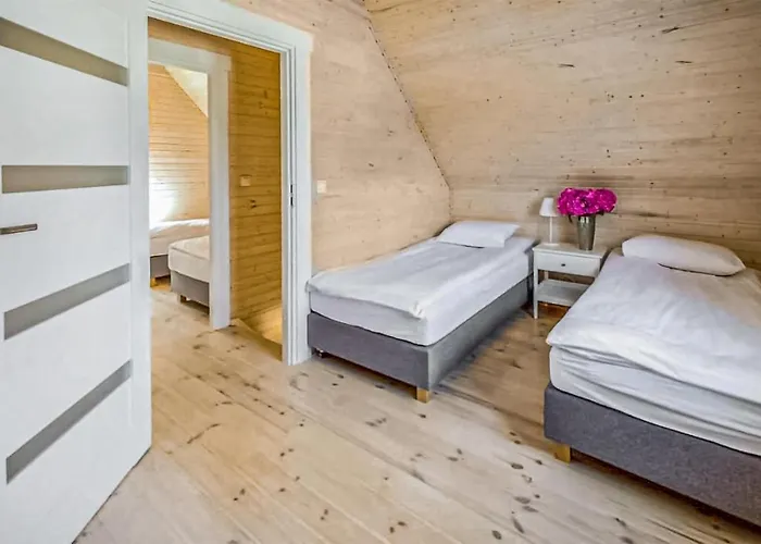 2 Bedroom Stunning In *