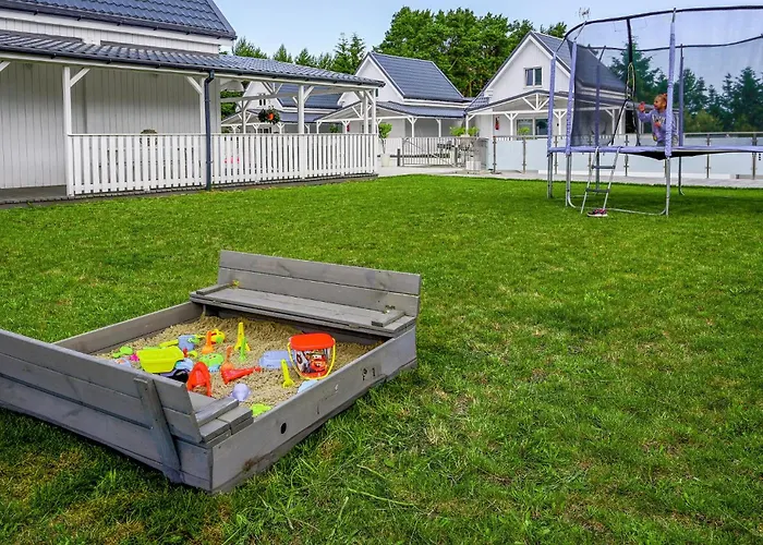 2 Bedroom Stunning In *